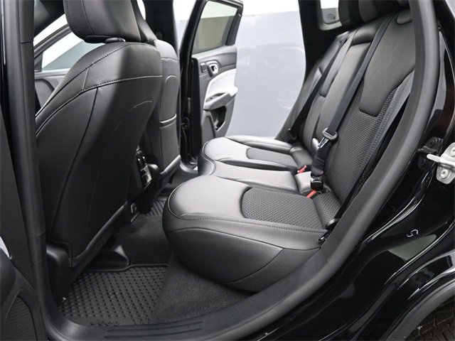 New 2025 Jeep Compass Latitude w/ Sun & Sound Group image 13