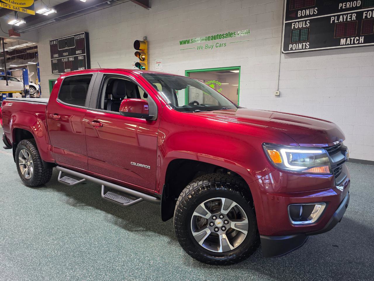 Used 2018 Chevrolet Colorado Z71 AWD/4WD image 14
