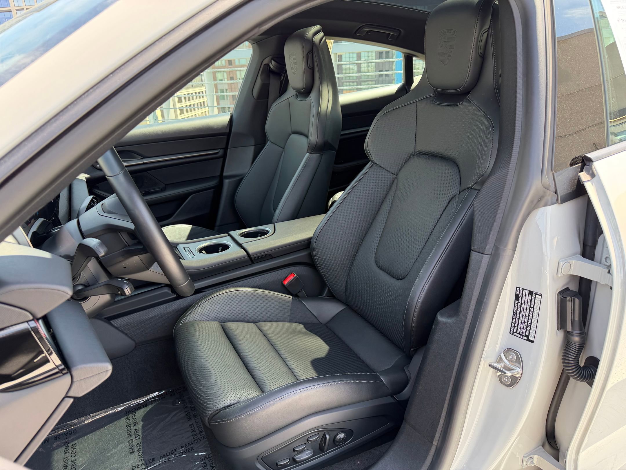 Used 2025 Porsche Taycan RWD image 5
