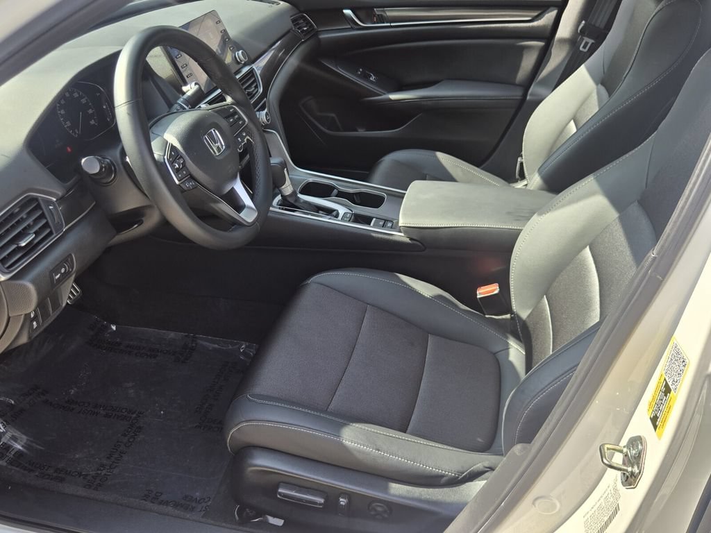 Used 2020 Honda Accord Sport image 10