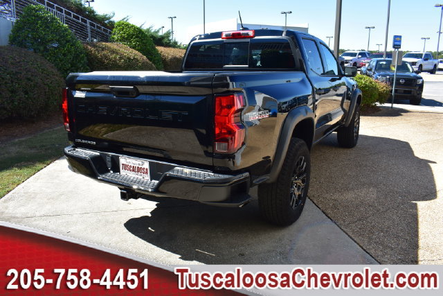 Certified 2024 Chevrolet Colorado Trail Boss w/ Advanced Trailering Package AWD/4WD image 11