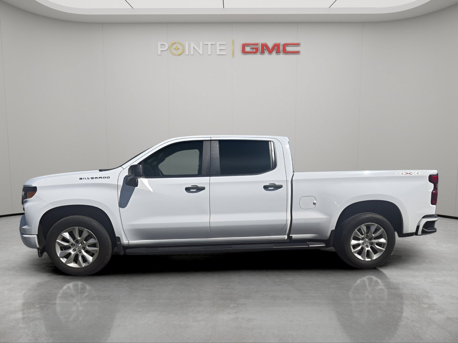 Used 2023 Chevrolet Silverado 1500 Custom AWD/4WD image 6