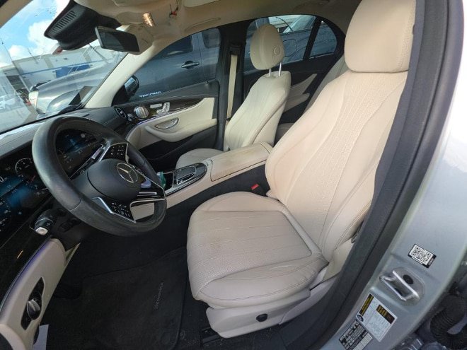Used 2021 Mercedes-Benz E 350 Sedan w/ Premium Package image 11