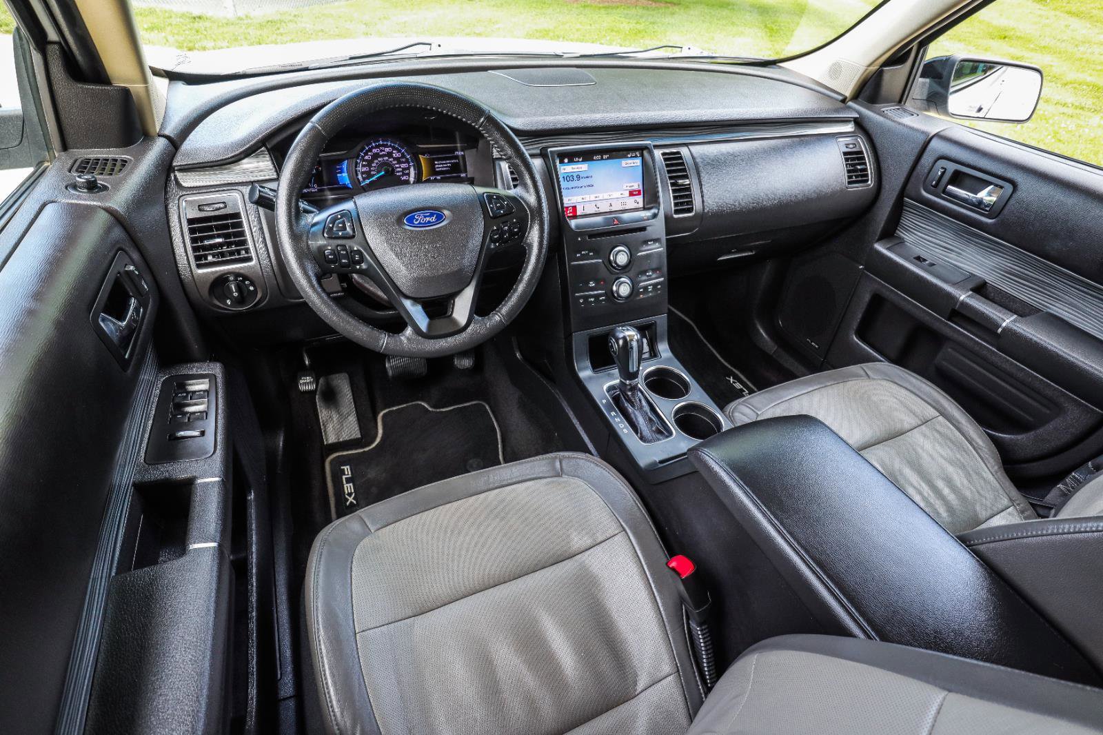 Used 2019 Ford Flex SEL w/ Equipment Group 202A AWD/4WD image 22