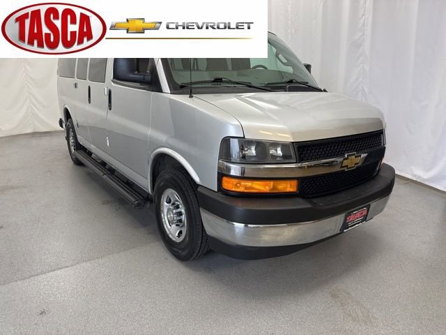 Used 2020 Chevrolet Express 2500 LT w/ LT Preferred Equipment Group image 1