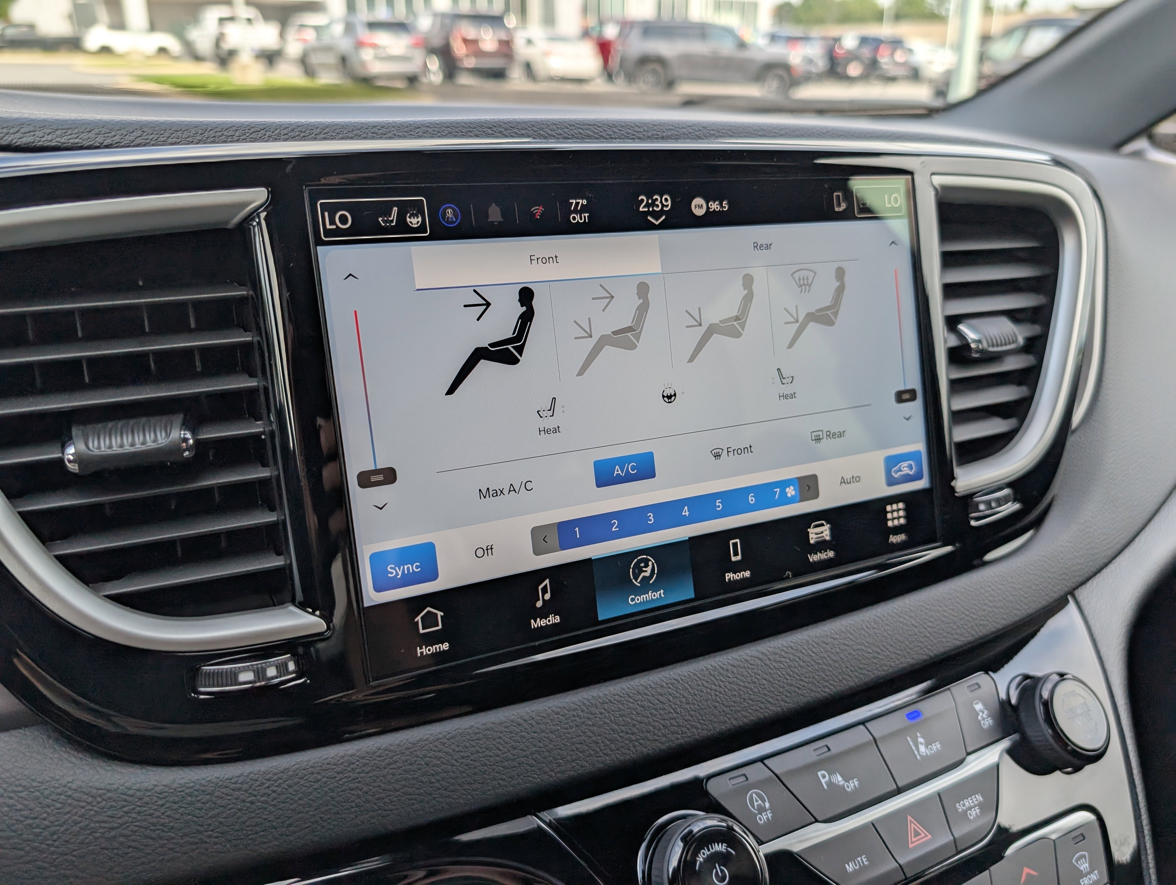 New 2026 Chrysler Voyager LX image 14