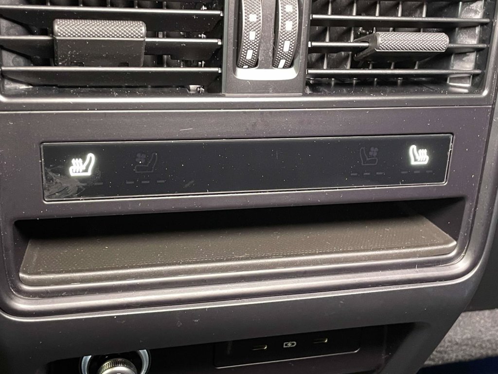Certified 2024 Porsche Cayenne Turbo GT AWD/4WD image 24