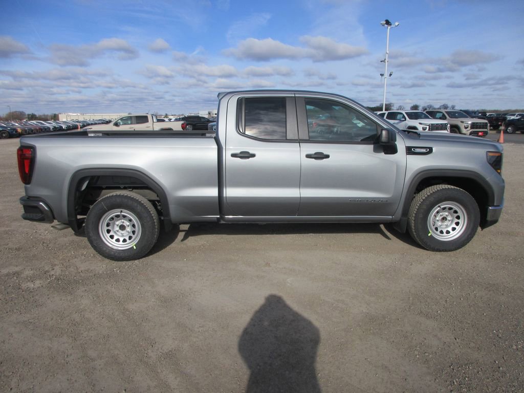 New 2026 GMC Sierra 1500 Pro image 3