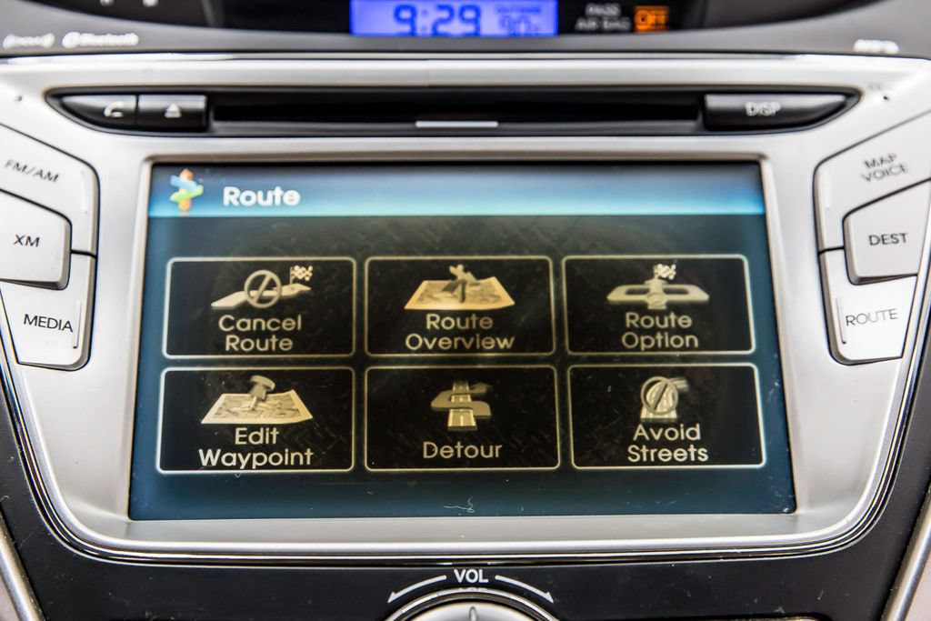 Used 2012 Hyundai Elantra Limited w/ Technology Pkg 5 FWD image 22