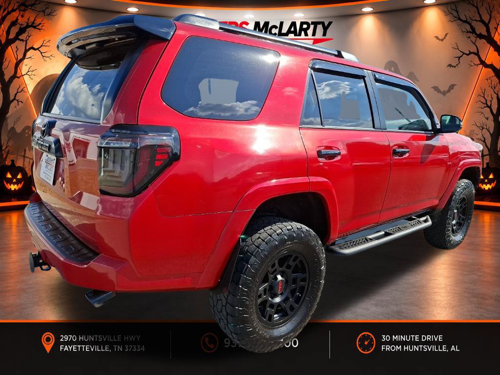 Used 2021 Toyota 4Runner Venture w/ Moonroof Package AWD/4WD image 3