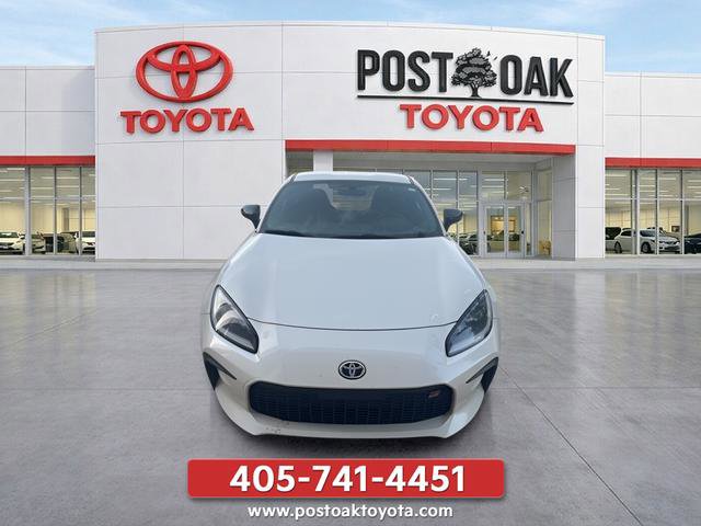 Used 2013 Scion FR-S RWD image 2