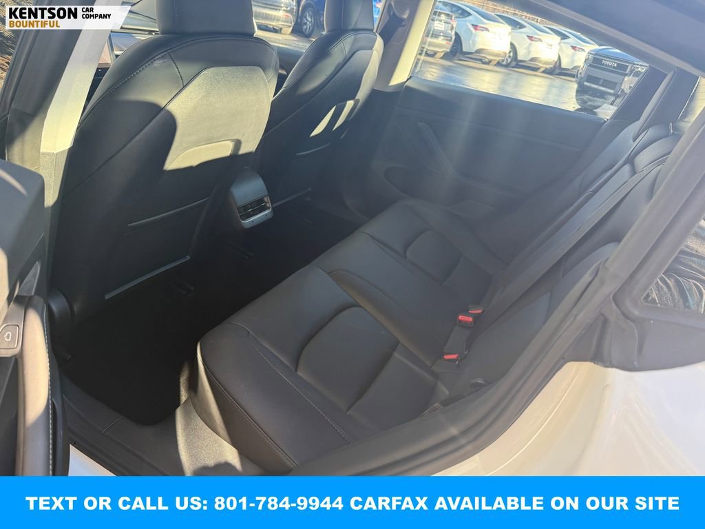 Used 2023 Tesla Model 3 Standard Range image 30