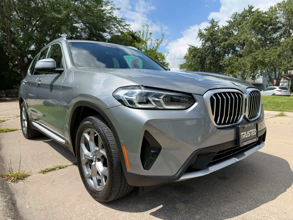 Used 2024 BMW X3 xDrive30i w/ Premium Package image 5