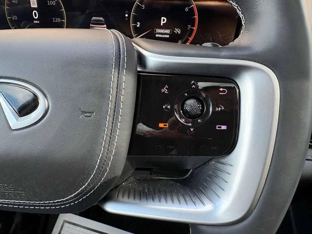Used 2025 INFINITI QX80 Sensory image 31