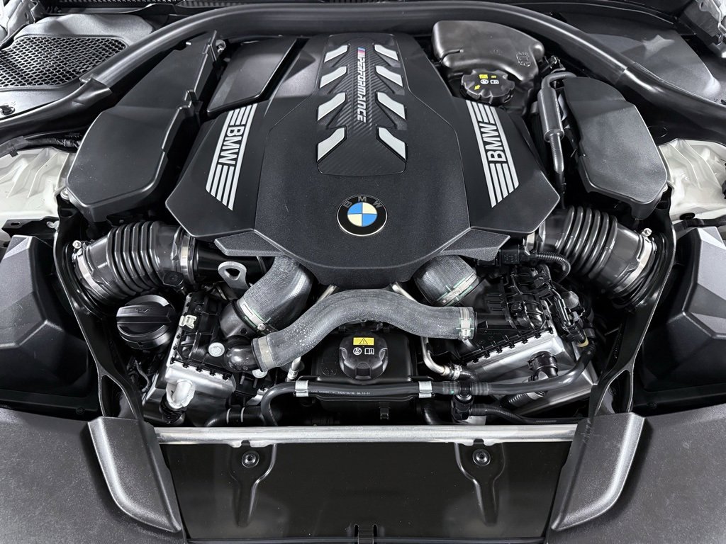 Used 2021 BMW M550i xDrive w/ Premium Package image 53