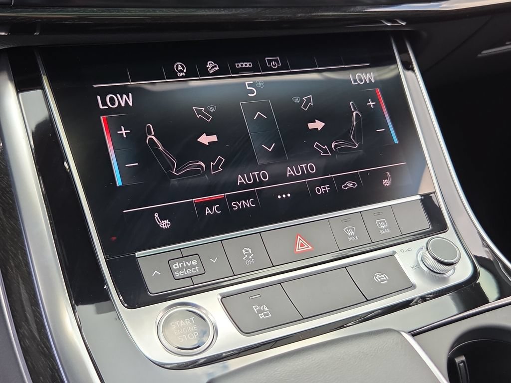 Certified 2025 Audi Q7 3.0T Premium w/ Convenience Package AWD/4WD image 21