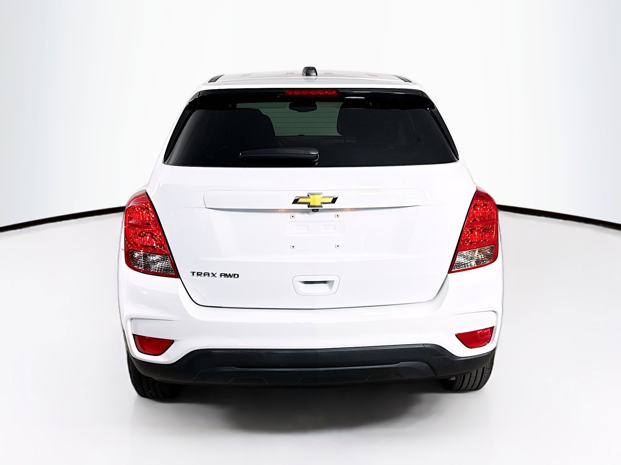 Used 2022 Chevrolet Trax LS w/ Tint and Cruise Package image 29