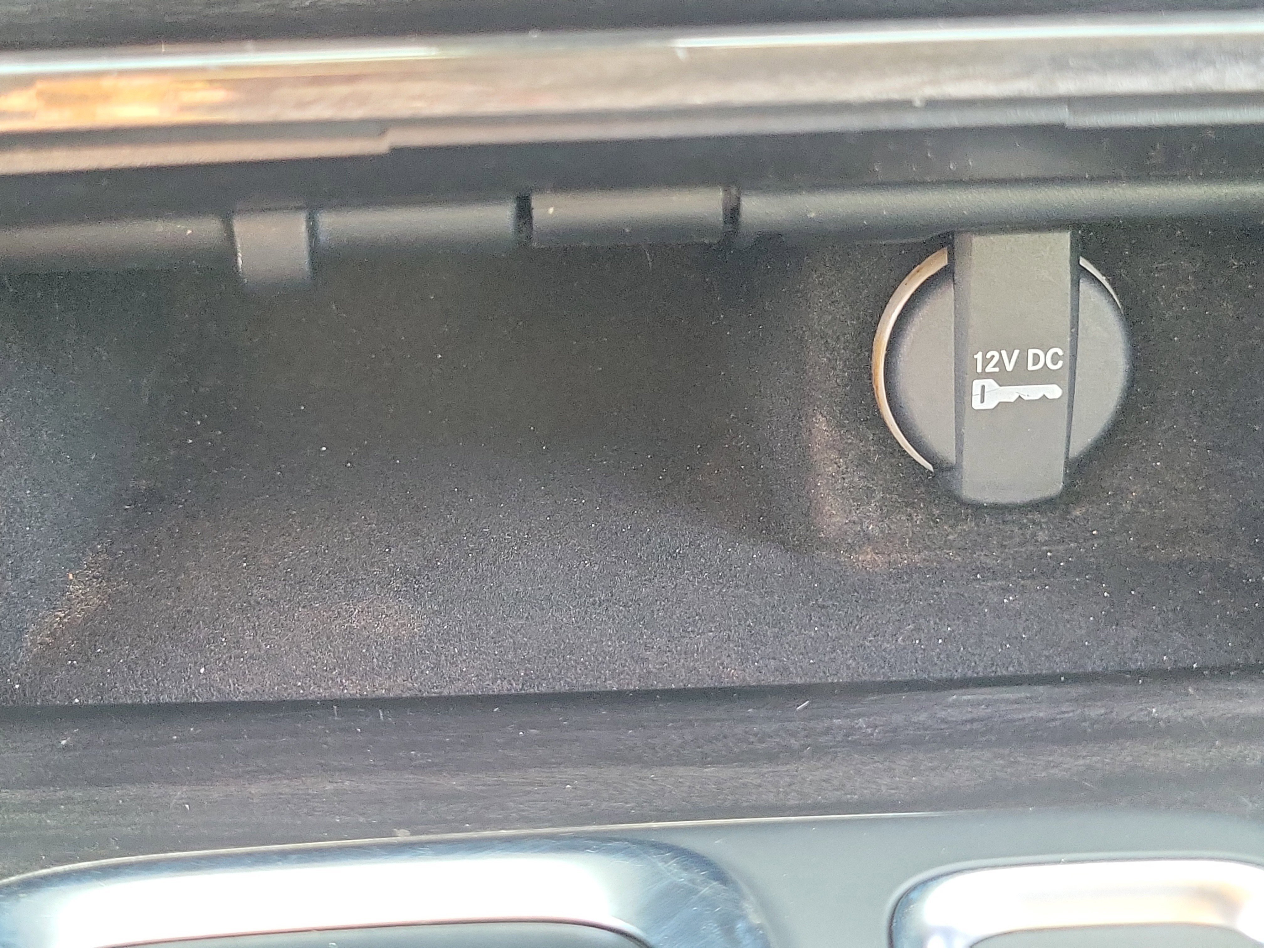 Used 2019 Chrysler 300 Touring w/ Chrome Appearance Package image 24