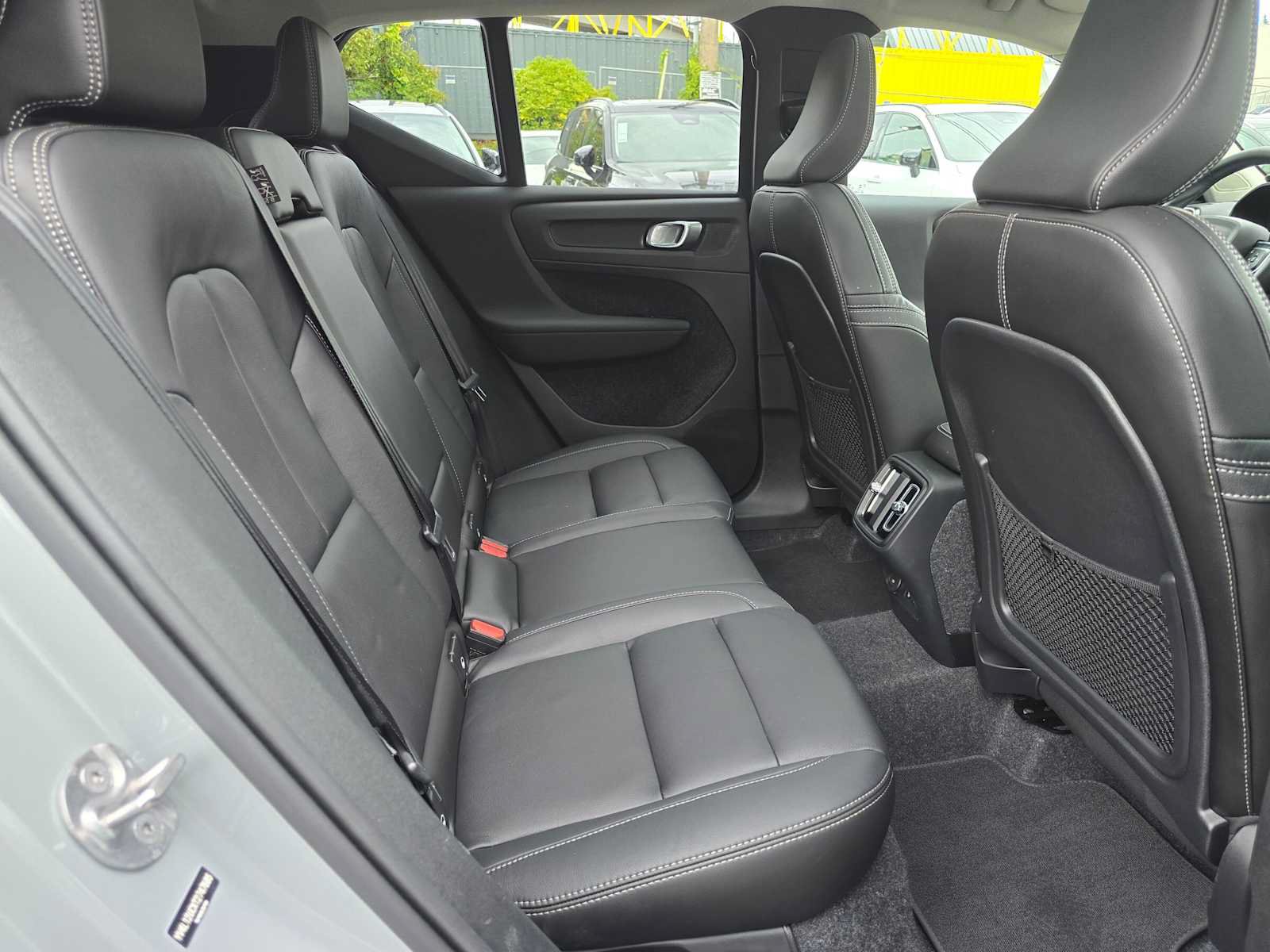 Used 2026 Volvo XC40 B5 Plus w/ Protection Package Premier AWD/4WD image 12