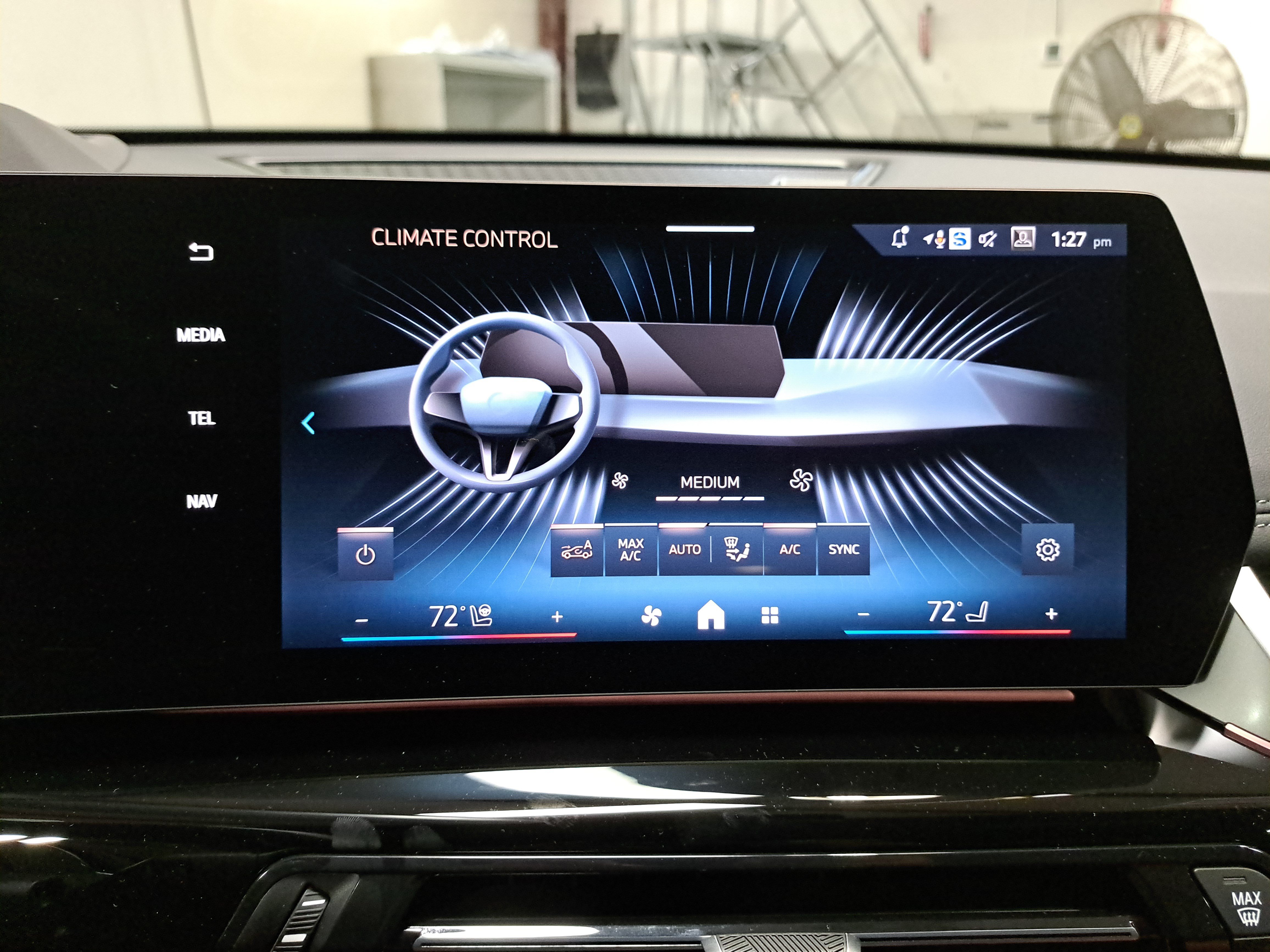 New 2026 BMW X1 xDrive28i w/ Technology Package AWD/4WD image 21