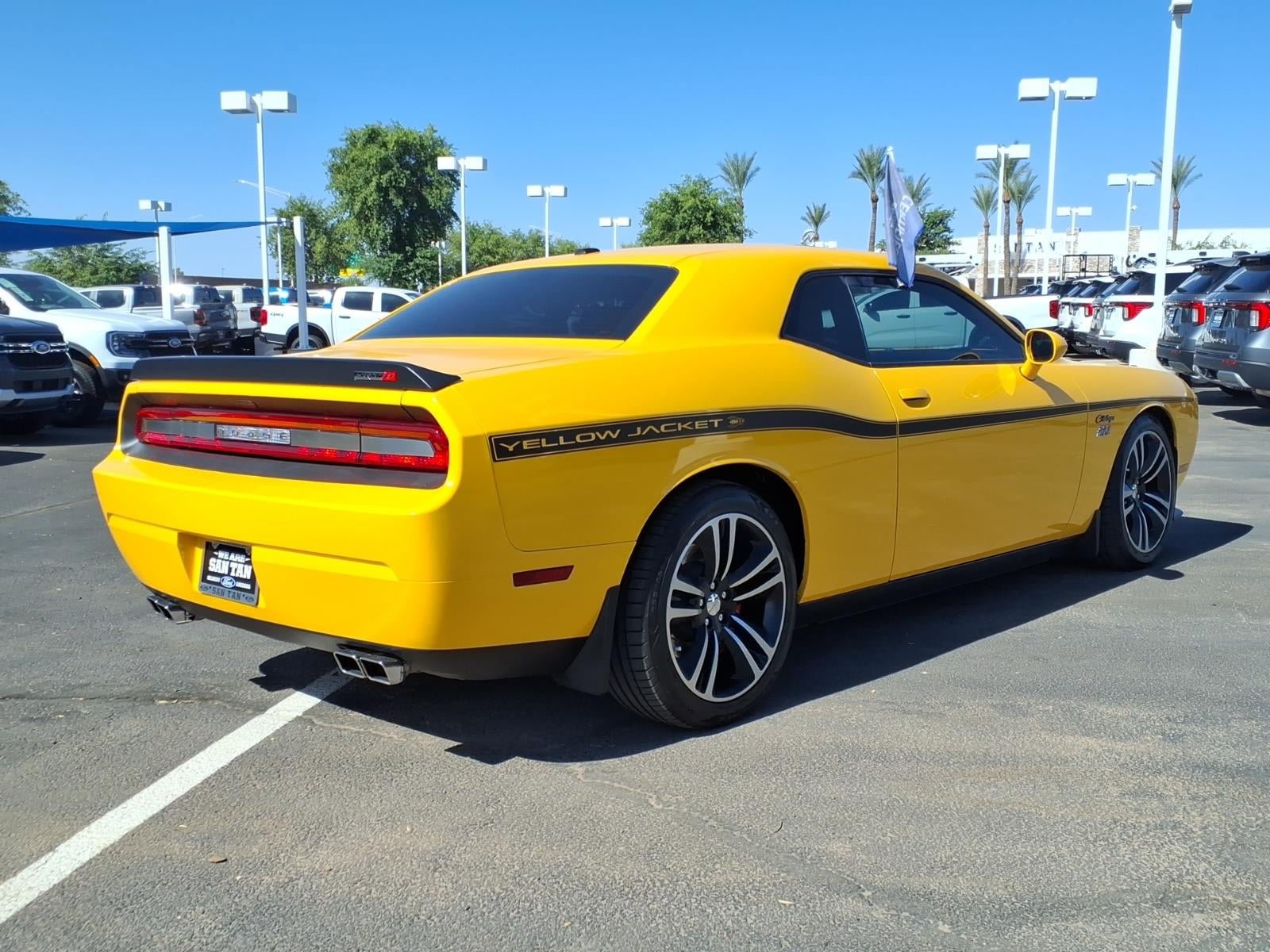 Used 2012 Dodge Challenger SRT8 Yellow Jacket w/ Premium Sound Group RWD image 4