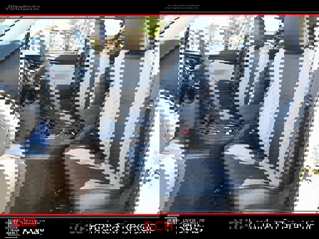 Used 2020 Subaru Crosstrek Hybrid w/ Moonroof Package w/Navigation image 18