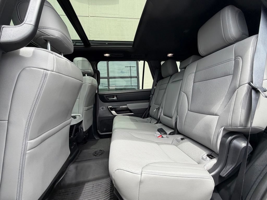 Used 2025 Toyota Sequoia Limited AWD/4WD image 23