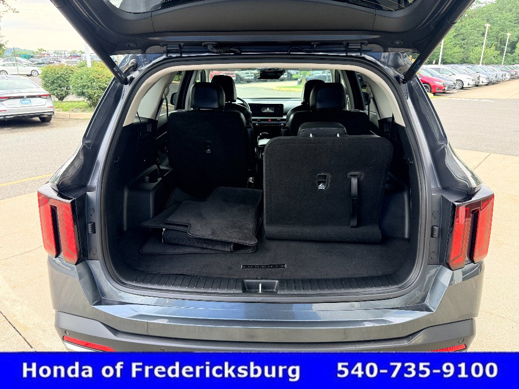 Used 2025 Kia Sorento EX w/ Panoramic Sunroof Package FWD image 20