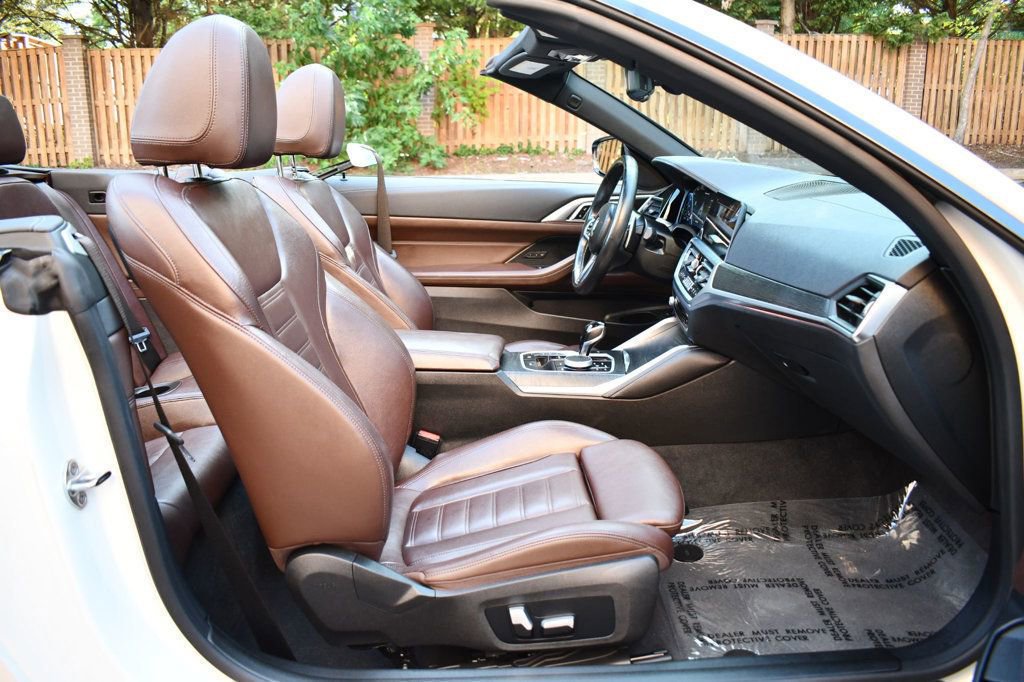 Used 2022 BMW M440i Convertible image 45