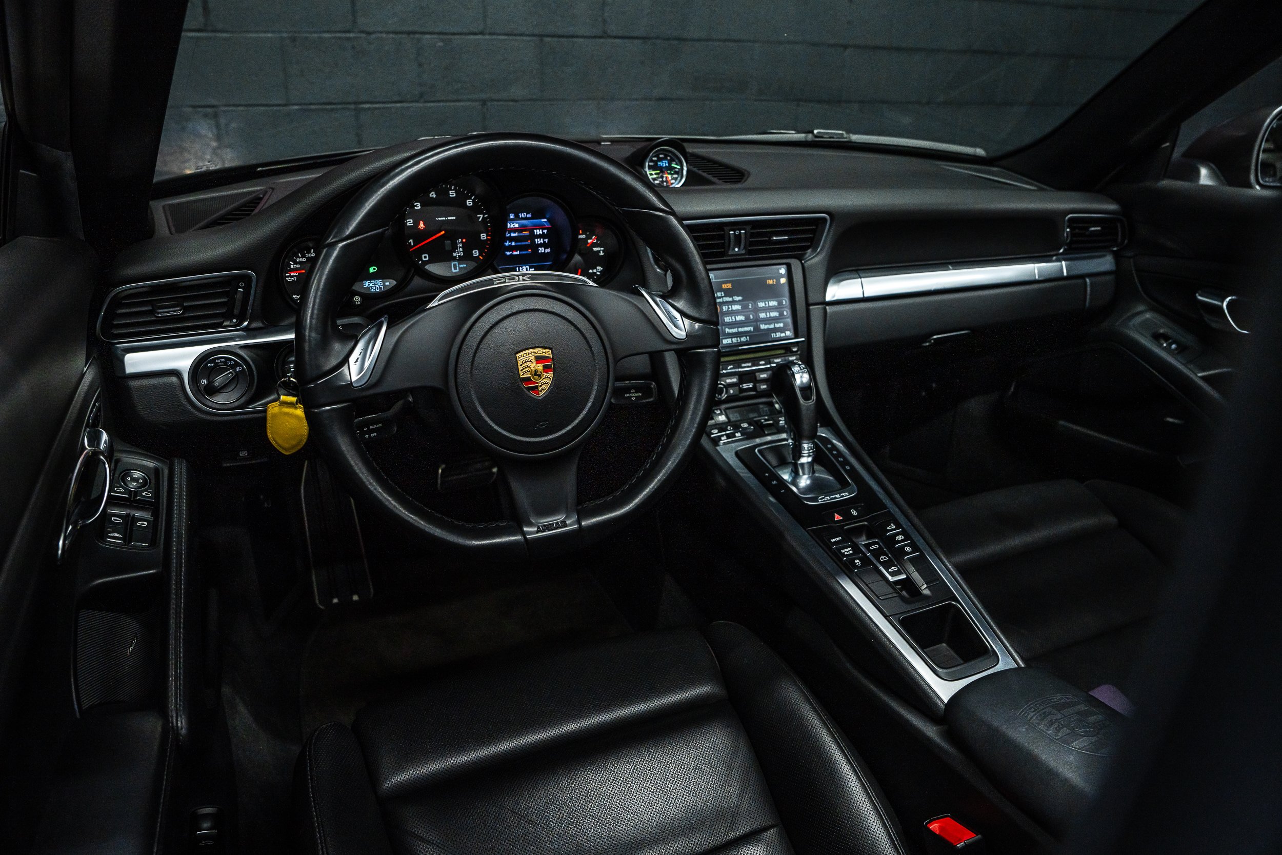 Used 2013 Porsche 911 Carrera RWD image 5