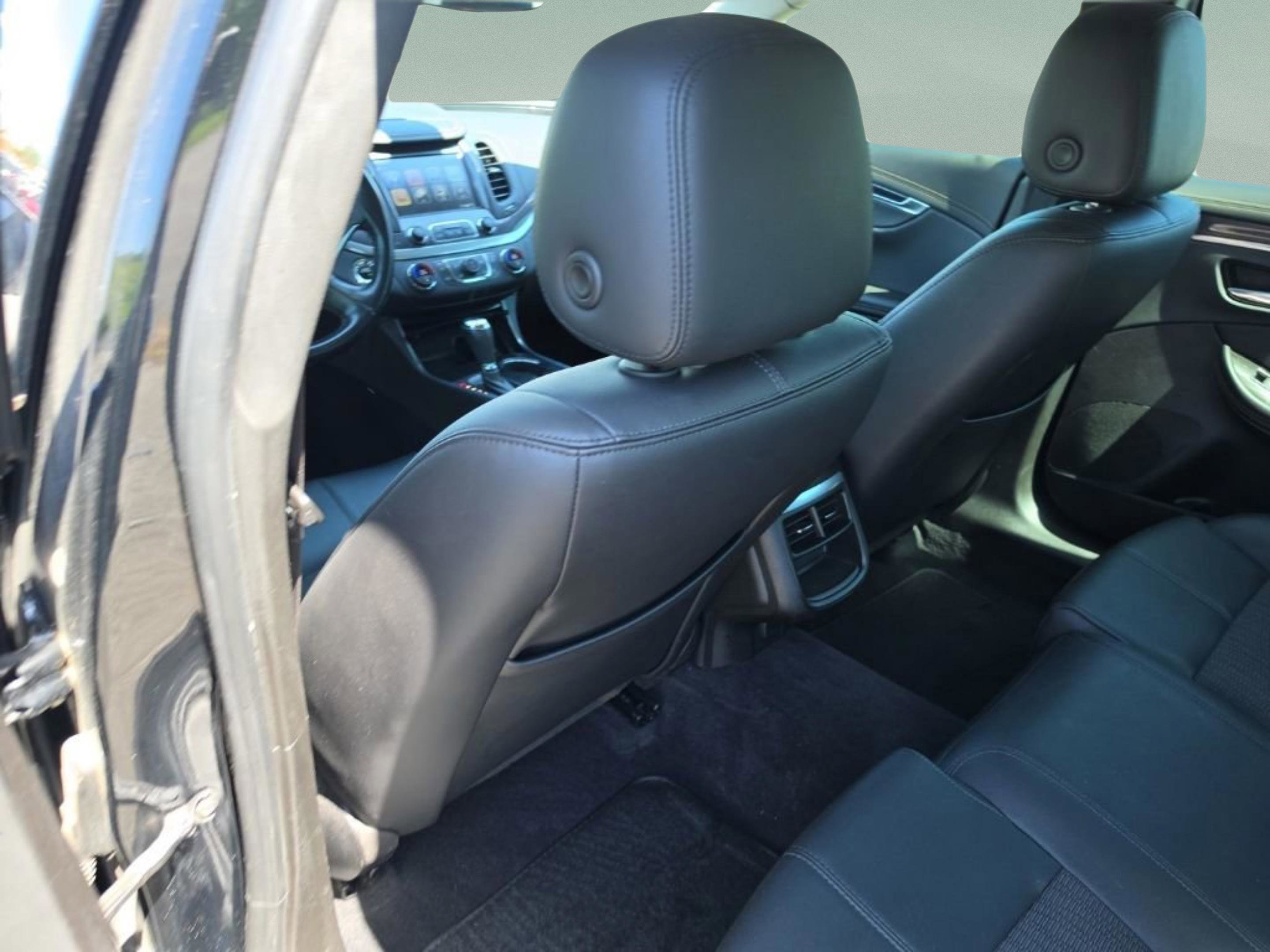 Used 2020 Chevrolet Impala LT image 23