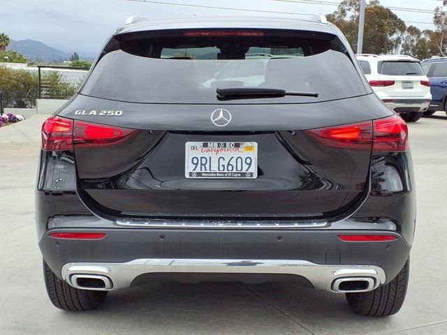 Used 2025 Mercedes-Benz GLA 250 image 20
