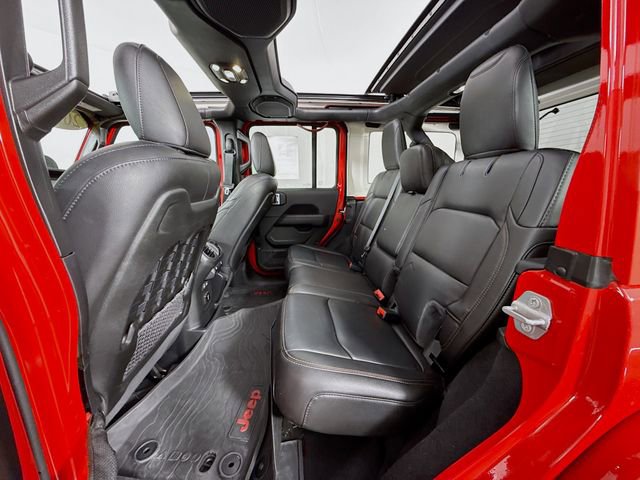Used 2021 Jeep Wrangler Unlimited Rubicon w/ Xtreme Recon 35" Tire Package AWD/4WD image 25