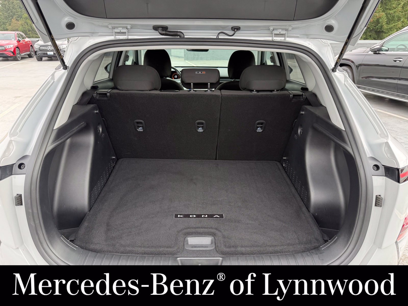 Used 2024 Hyundai Kona SEL AWD/4WD image 10