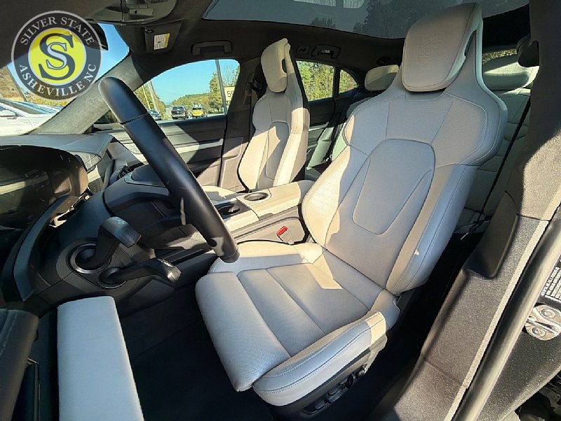 Used 2024 Porsche Taycan GTS AWD/4WD image 12