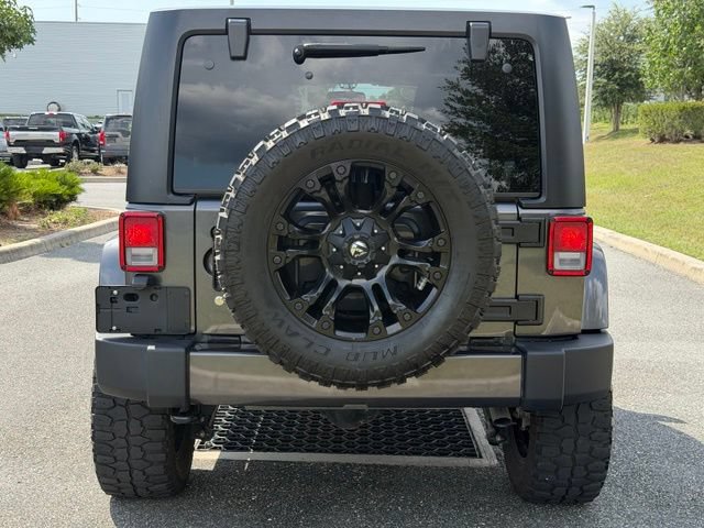 Used 2017 Jeep Wrangler Unlimited Sahara w/ Connectivity Group AWD/4WD image 9