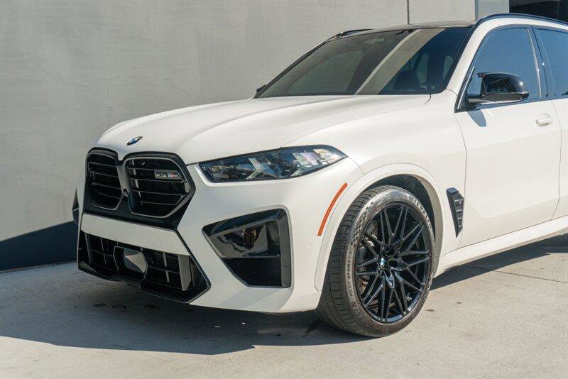 Used 2025 BMW X5 M Competition w/ Executive Package image 19