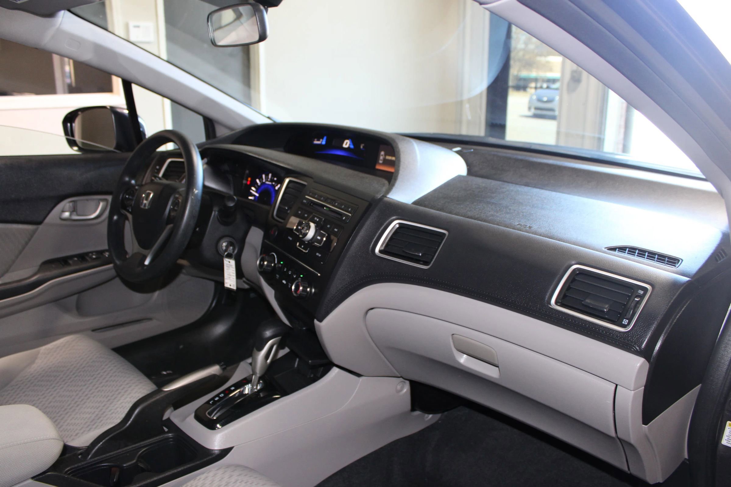 Used 2014 Honda Civic LX image 29