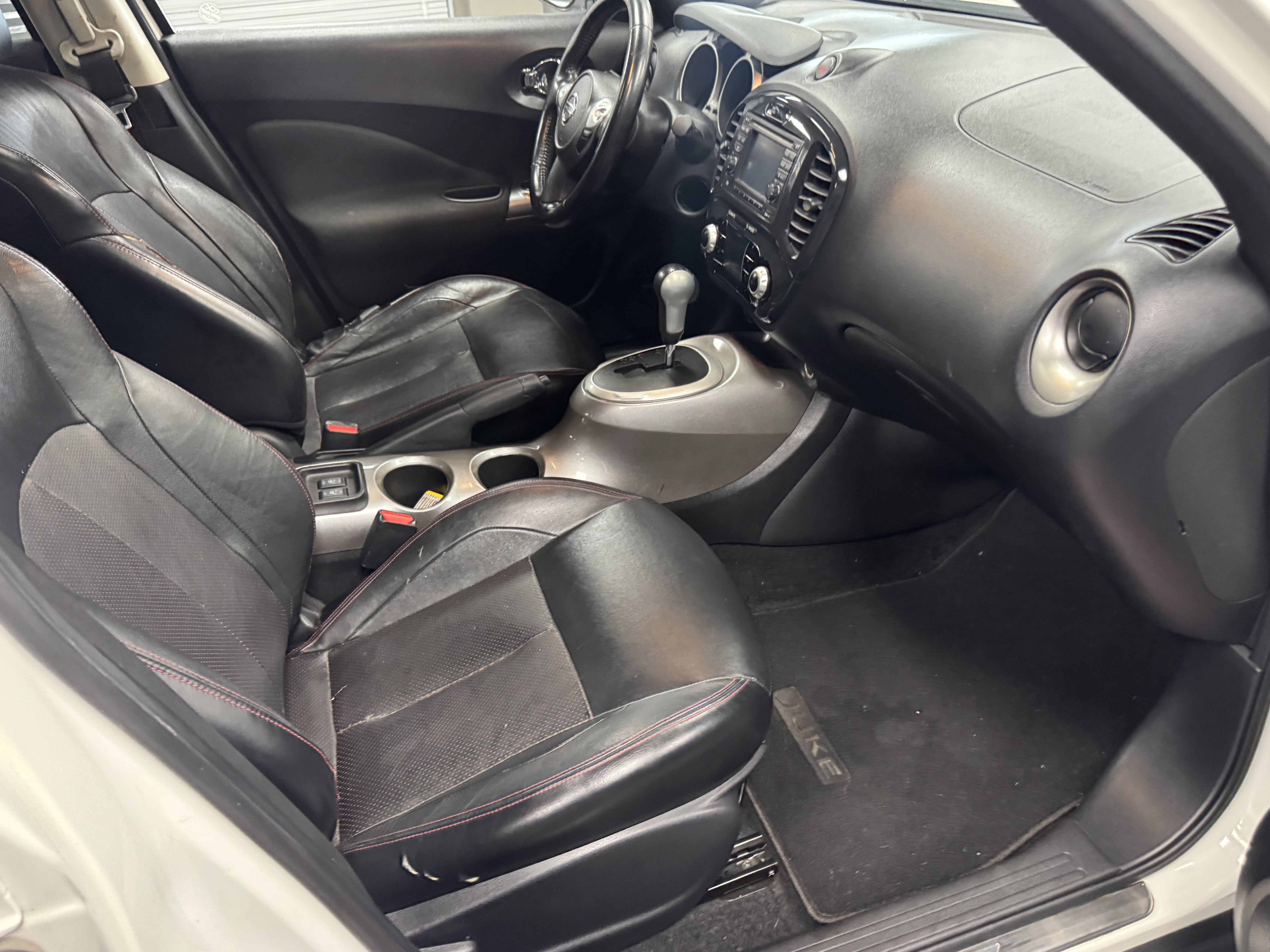 Used 2013 Nissan Juke SL AWD/4WD image 12