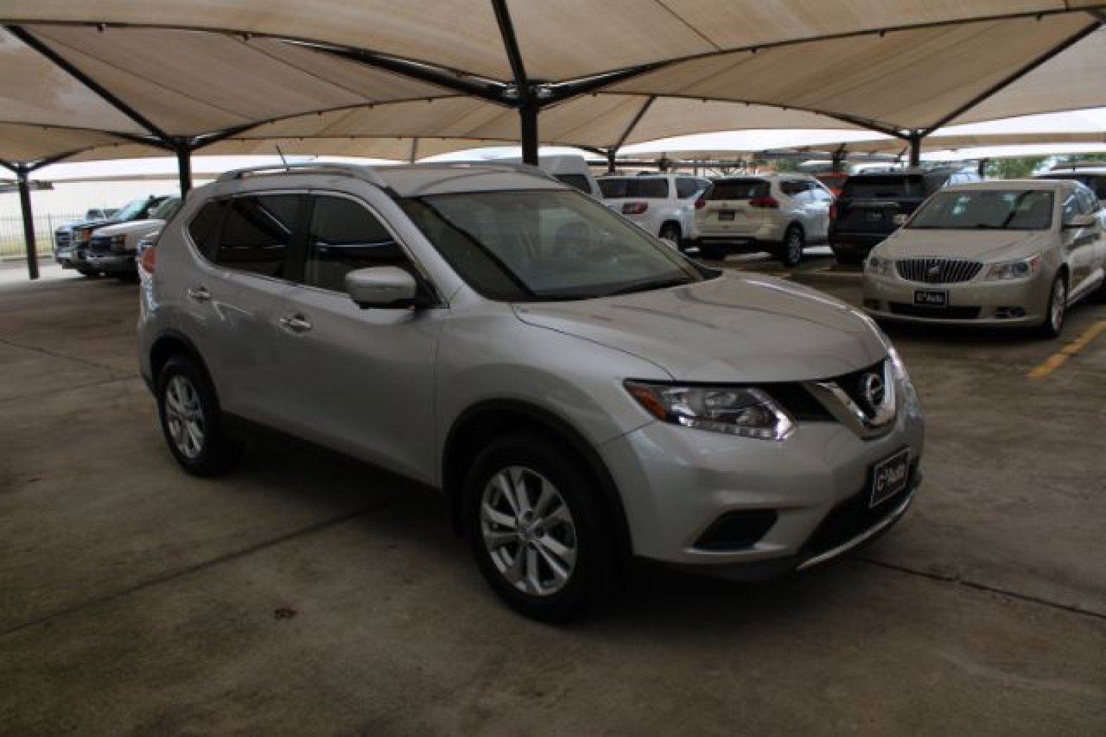 Used 2014 Nissan Rogue SV w/ SV Premium Package