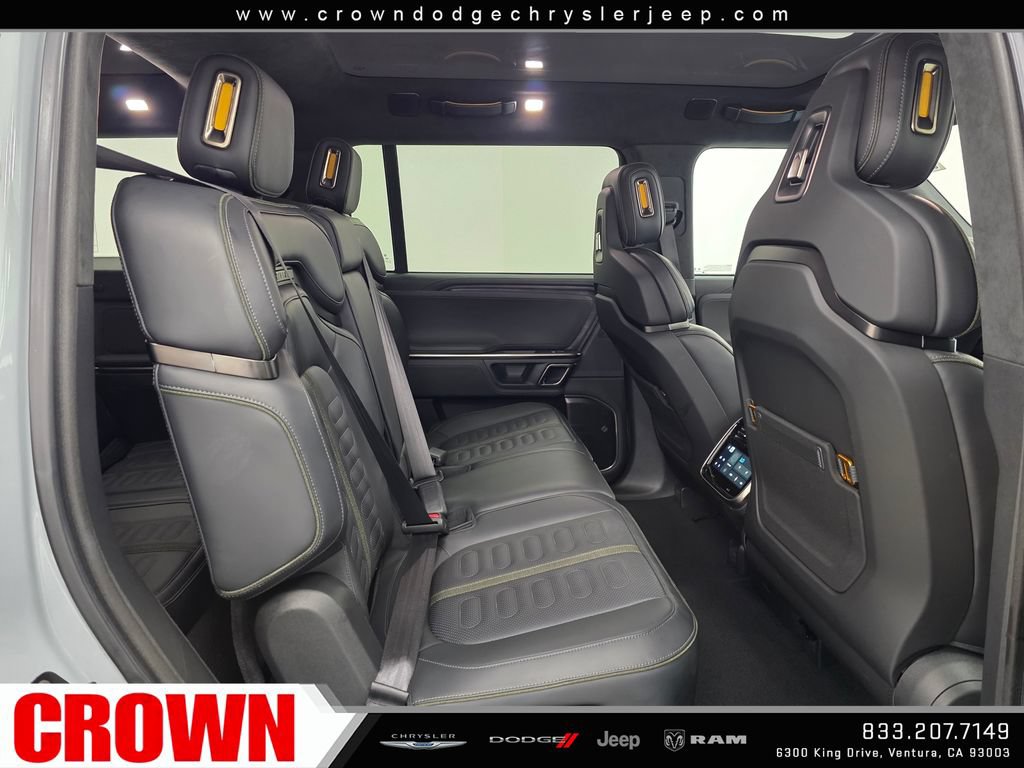 Used 2024 Rivian R1S Adventure AWD/4WD image 20