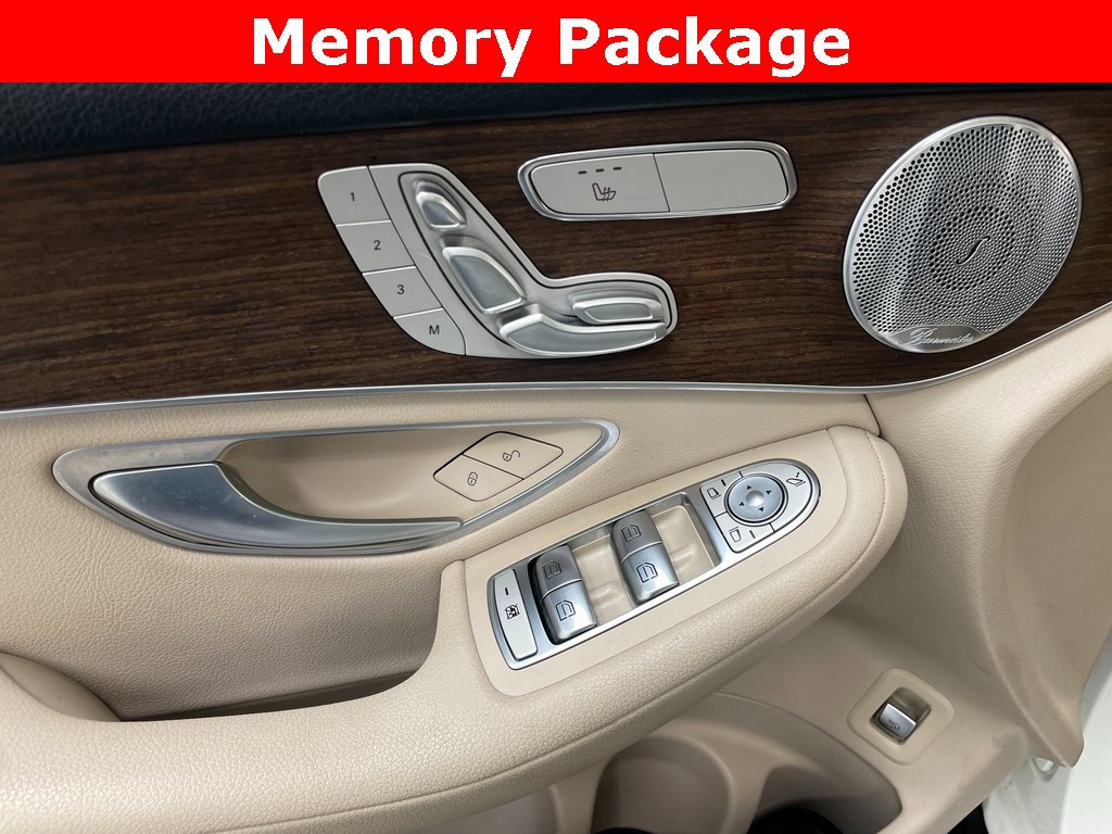 Used 2021 Mercedes-Benz GLC 300 GLC 300 image 9