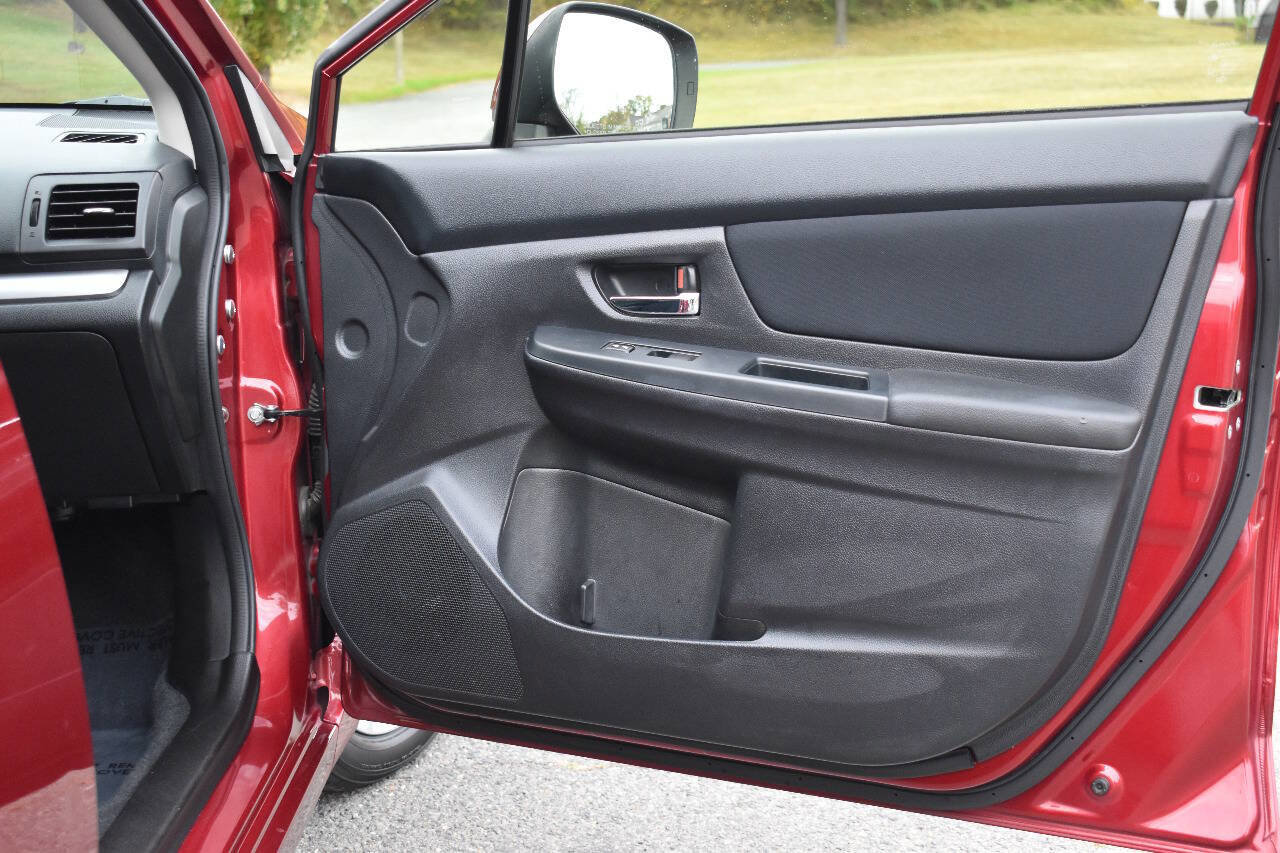 Used 2013 Subaru Impreza 2.0i Premium image 9