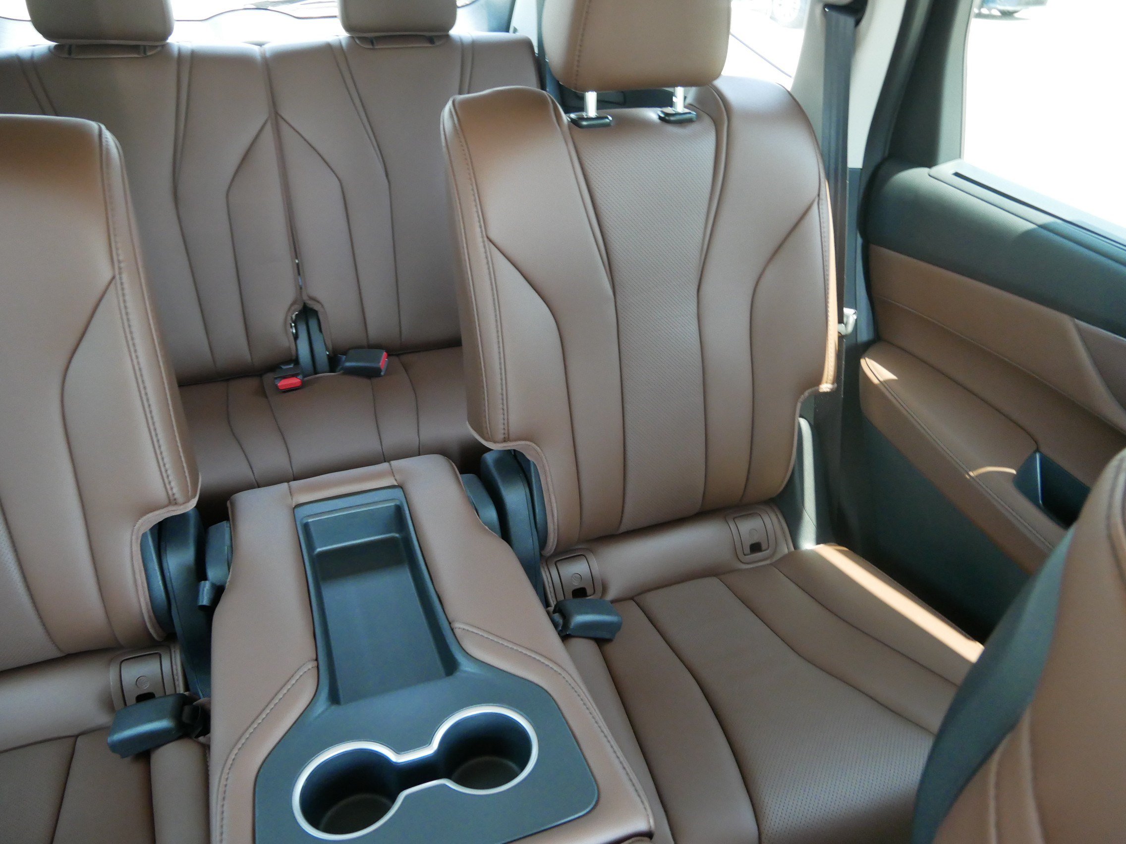 Used 2024 Acura MDX SH-AWD w/ Technology Package image 14
