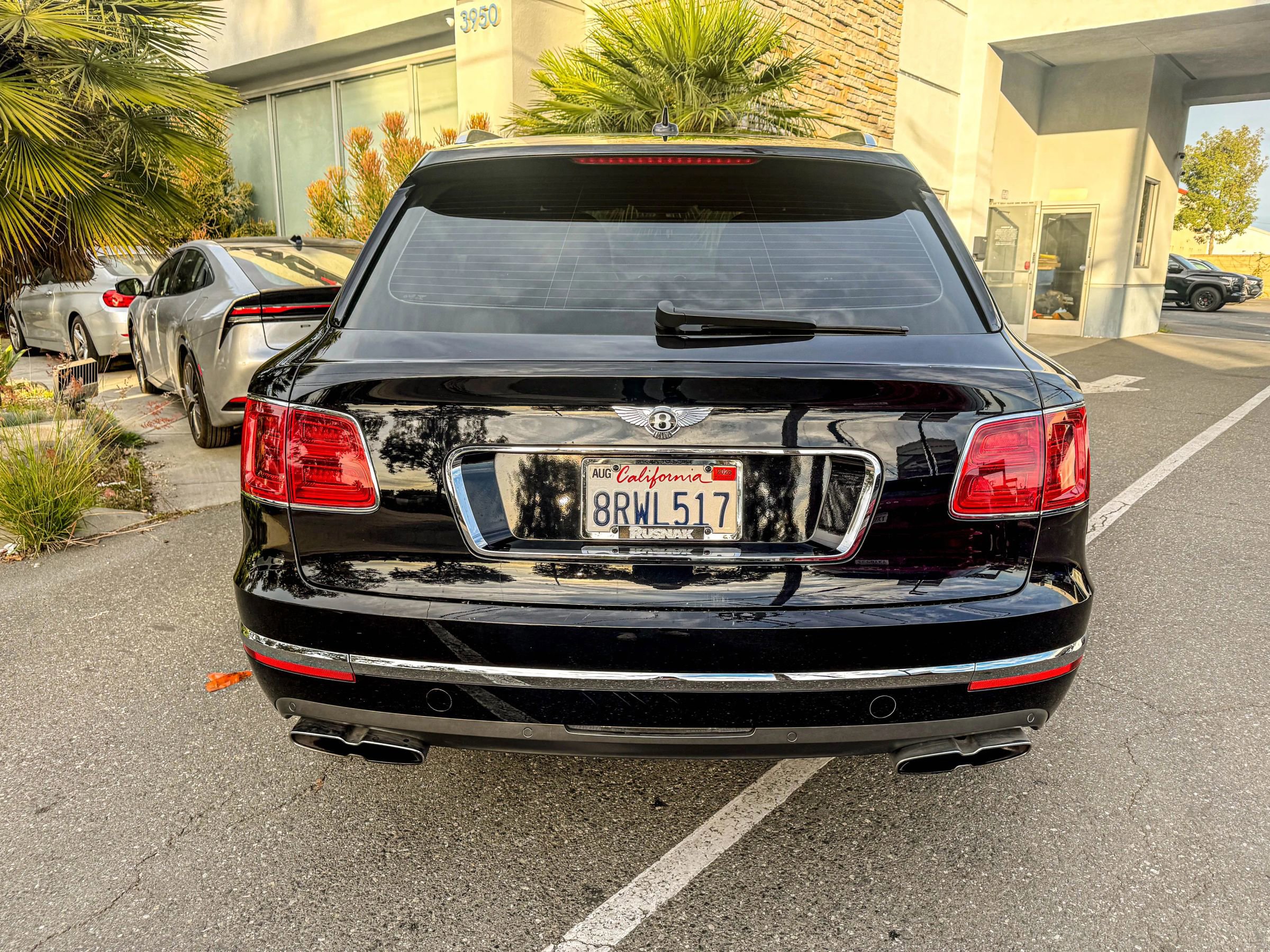 Used 2020 Bentley Bentayga image 12