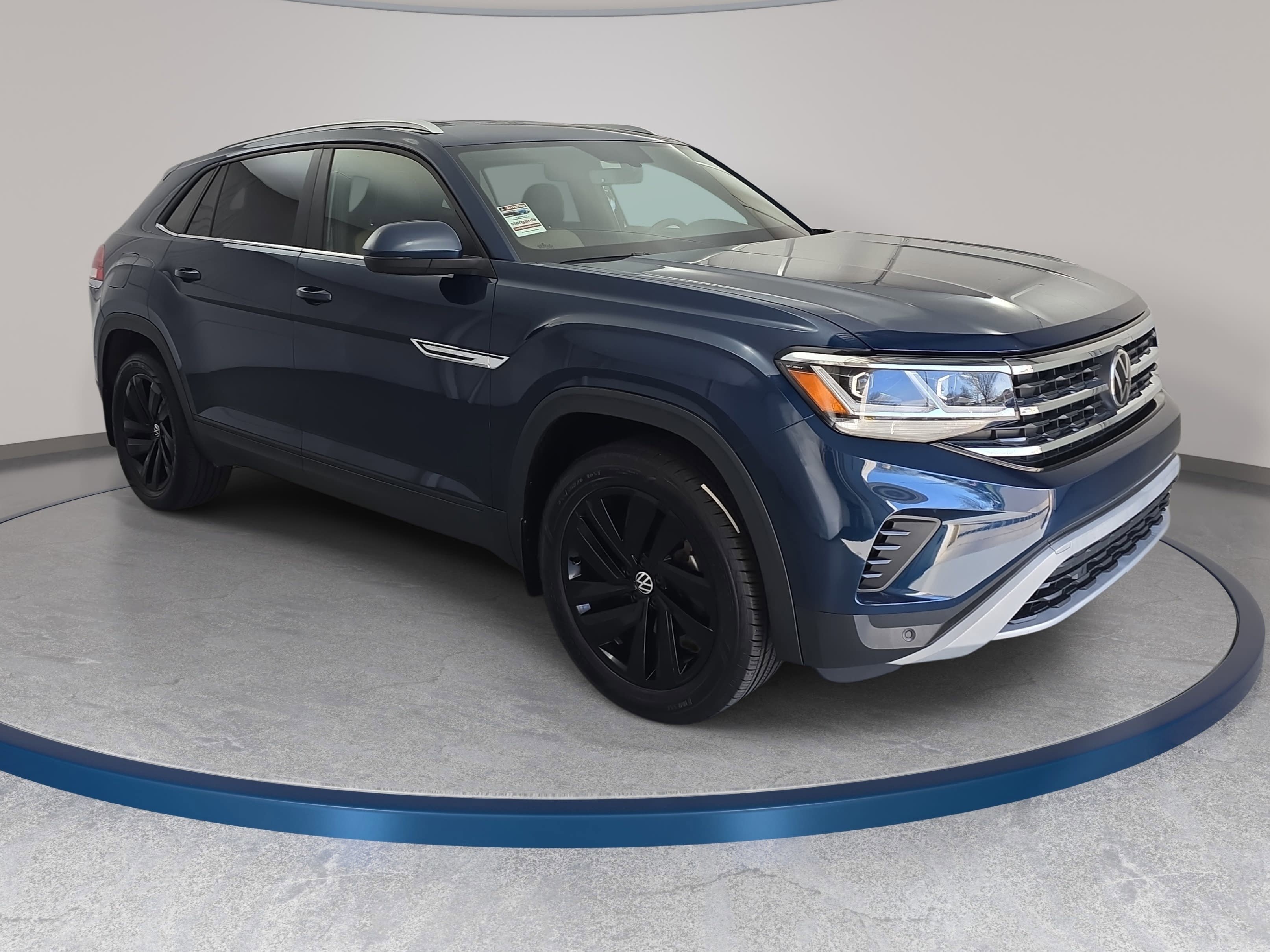 Certified 2023 Volkswagen Atlas Cross Sport SE w/ Black Wheel Package image 3