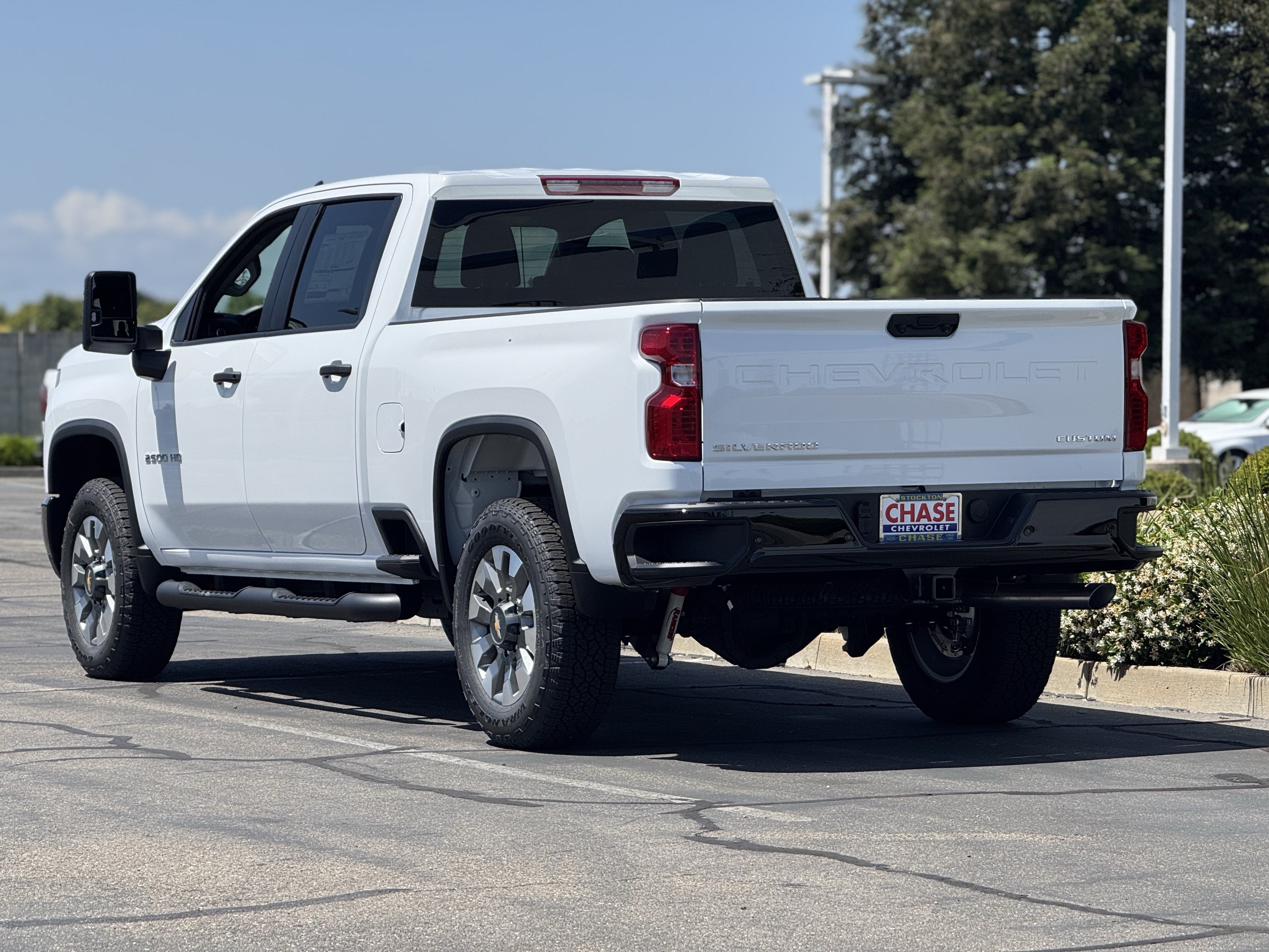 New 2026 Chevrolet Silverado 2500 Custom w/ Custom Value Package AWD/4WD image 5