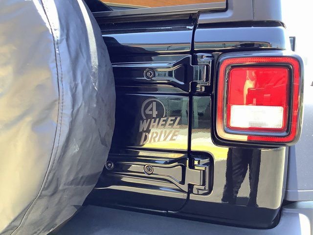 Used 2021 Jeep Wrangler Willys image 37