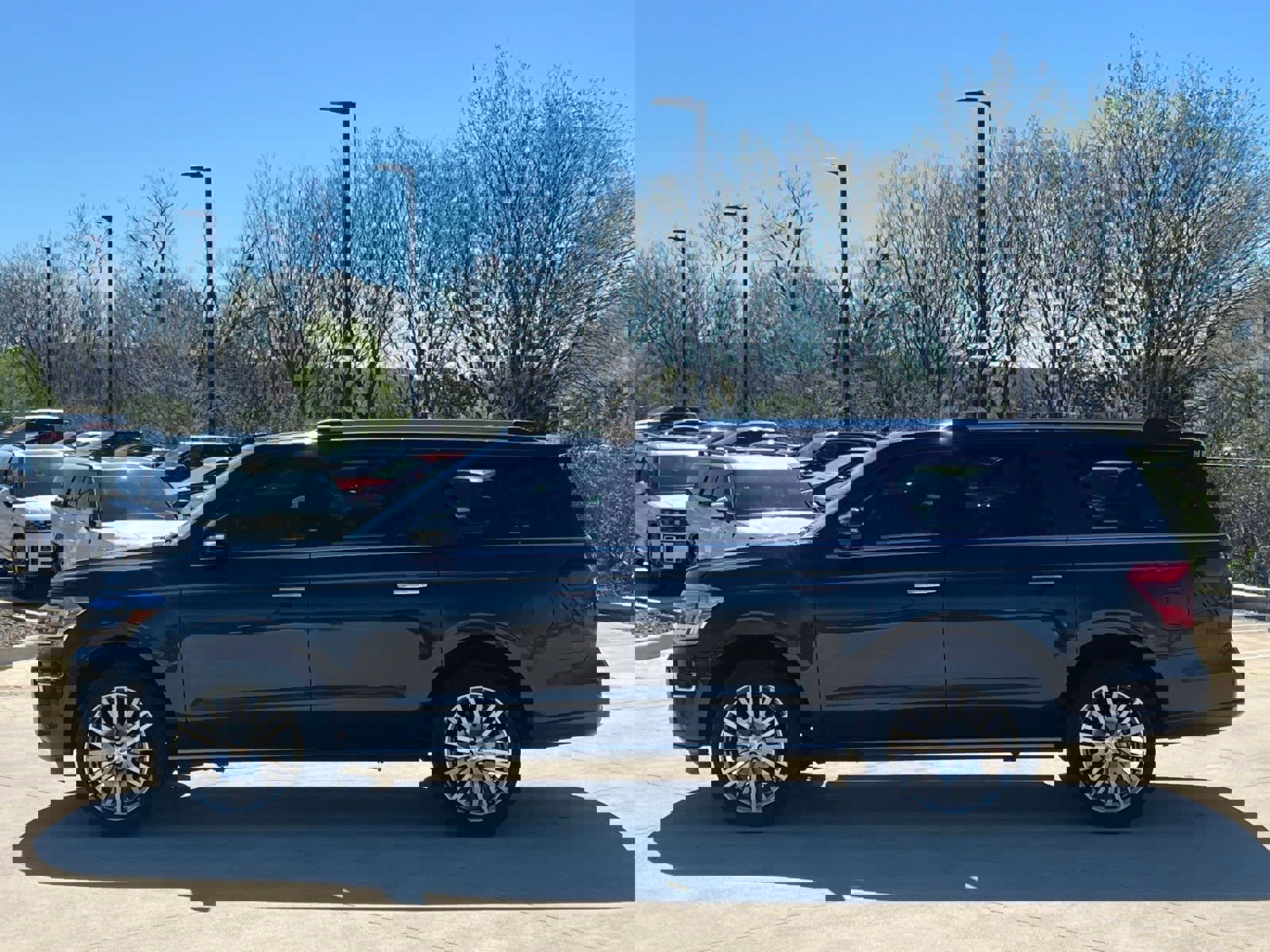 Used 2024 Ford Expedition Max Limited image 6