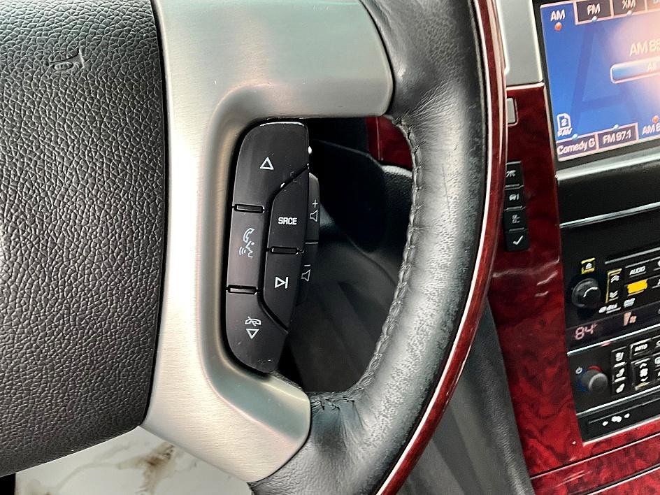 Used 2014 Cadillac Escalade Luxury image 32